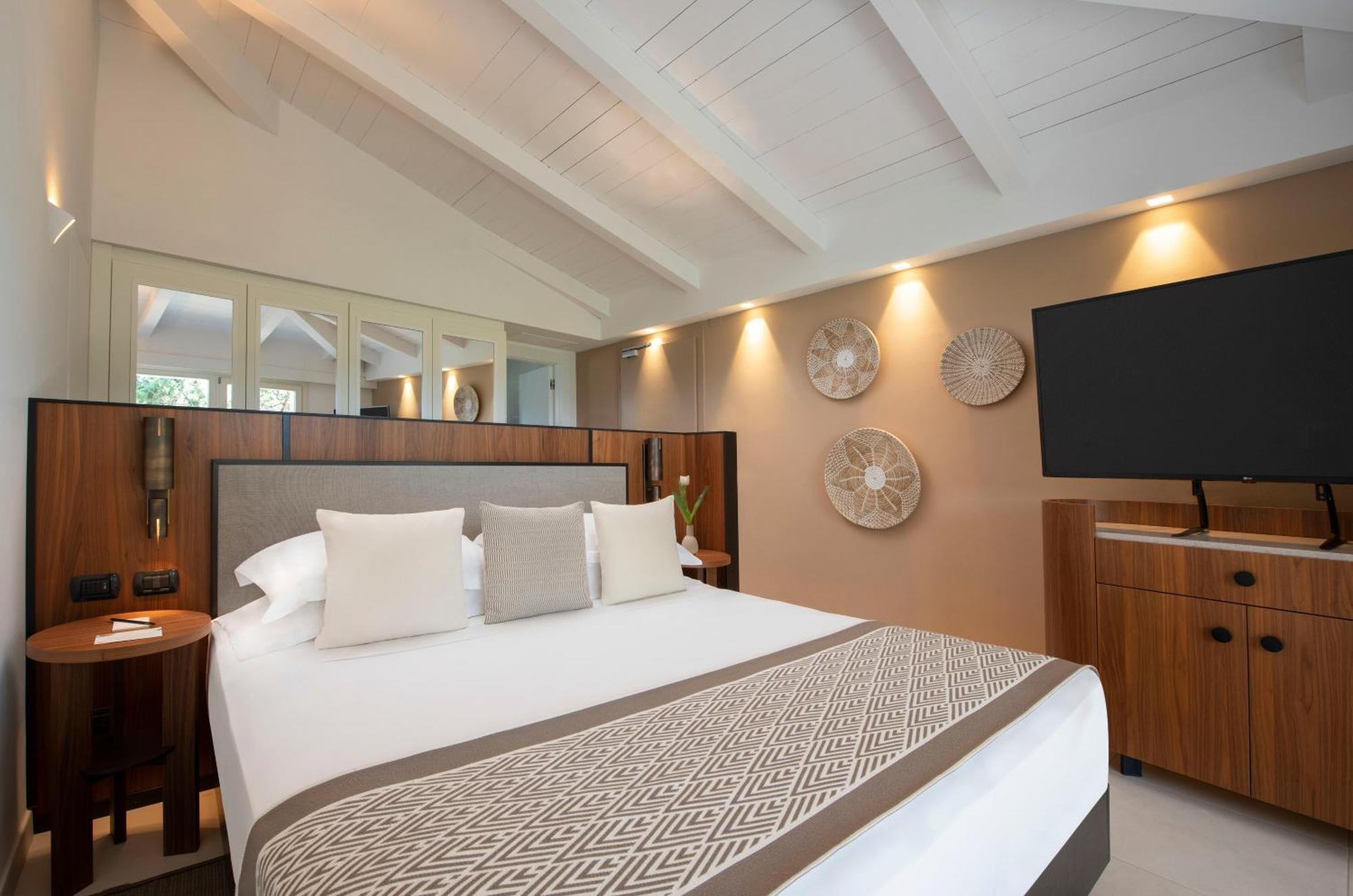 Deluxe King Room,1498523842:JPEG
